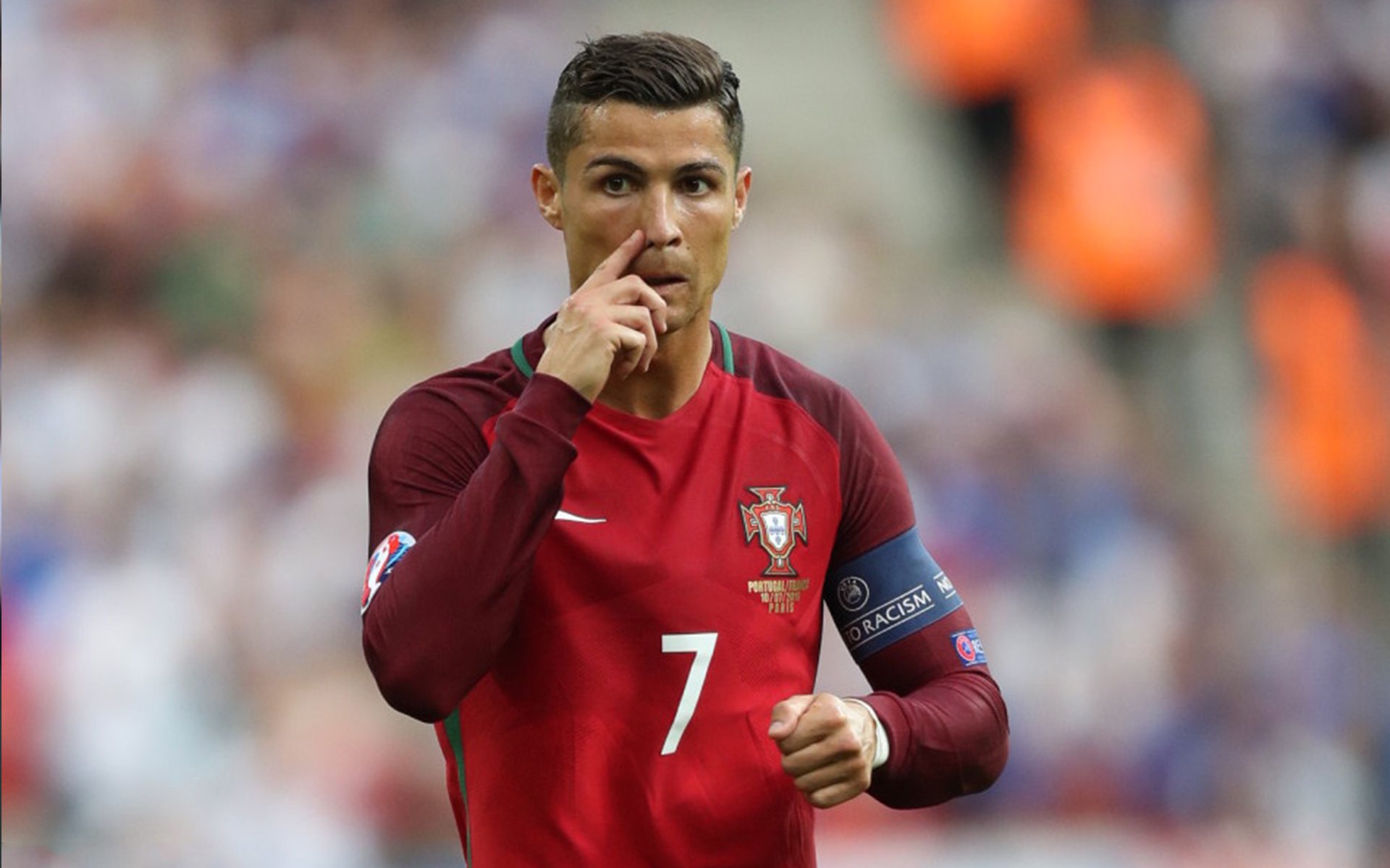 法甲争冠激战：巴黎逆转里尔，积分差距缩小，巴黎vs里尔法超杯